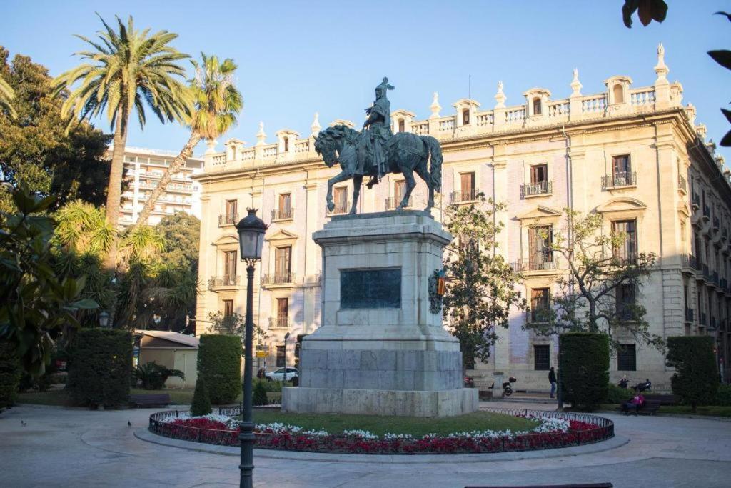 B&B - El Magnanimo Valencia Exterior photo
